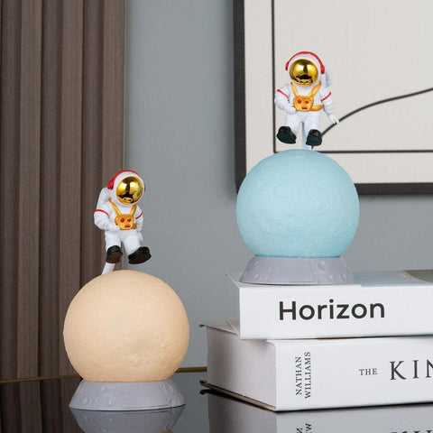 Suspended Astronaut Ornament Lunar Lamp - Space Shop