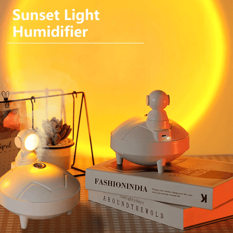Astronaut Sunset Projector & Humidifier - Space Shop